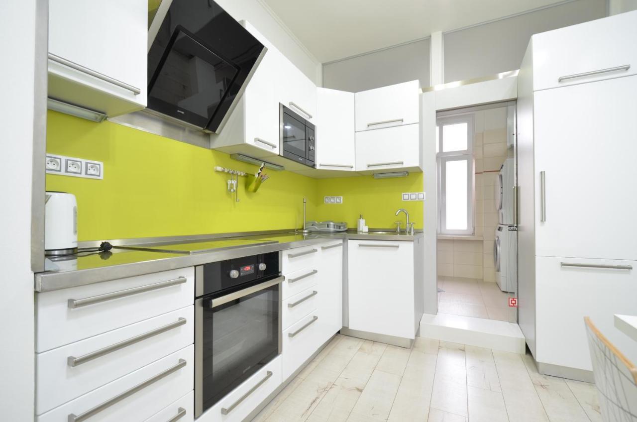 Apartmany Jizdarenska Karlsbad Exteriör bild