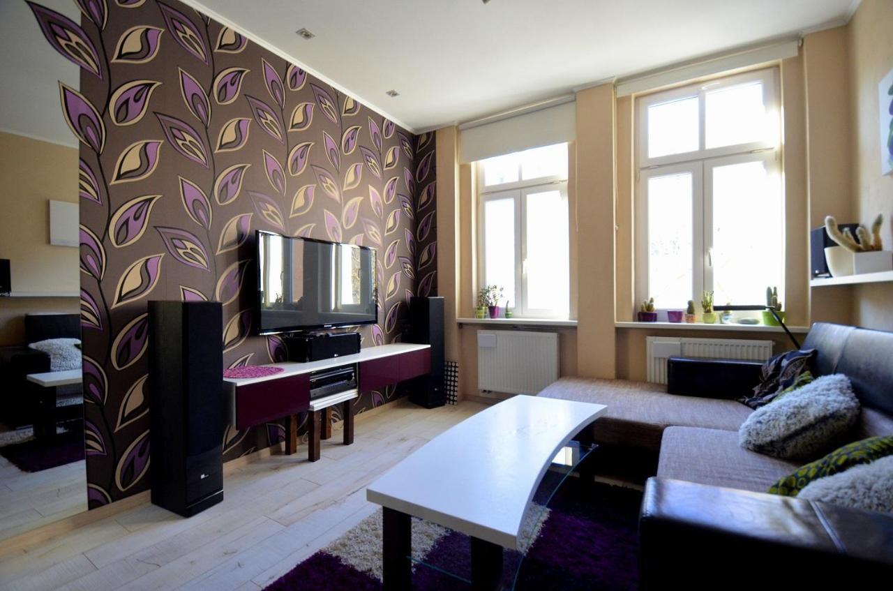 Apartmany Jizdarenska Karlsbad Exteriör bild